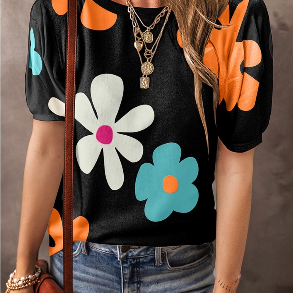 Floral Puff-Sleeve Tee in Black with Multicolor Flowers